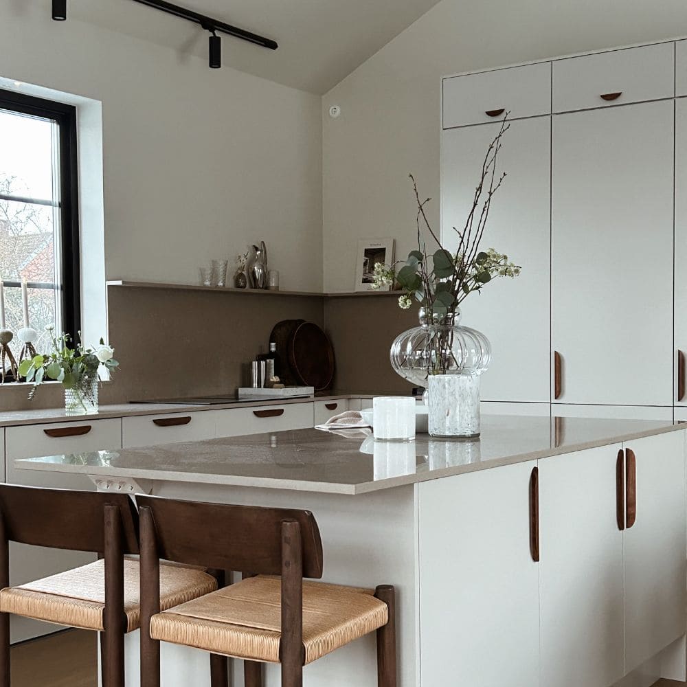 Handle Archive - Walnut