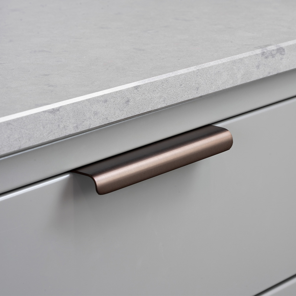Edge Pull Handle Lip - Burnished Brass