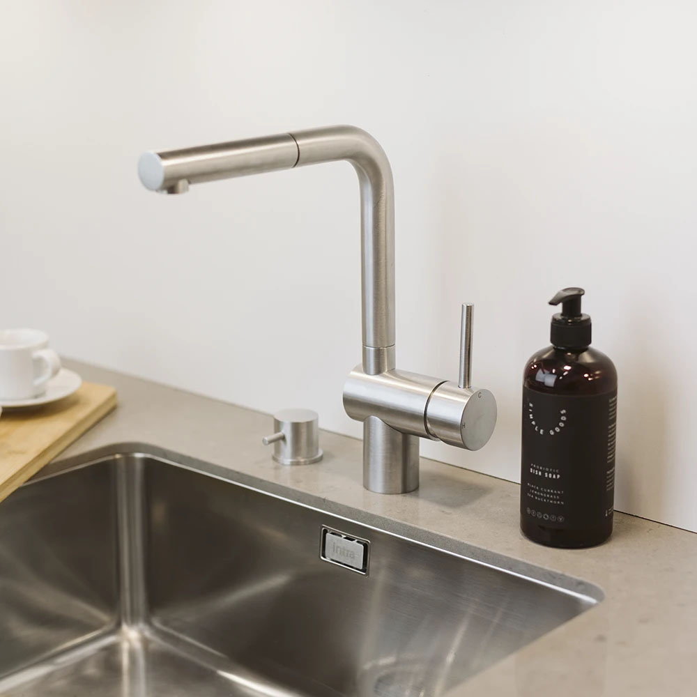 Kitchen Mixer Tap Venedig - Pull-Out Spout - Stainless Steel