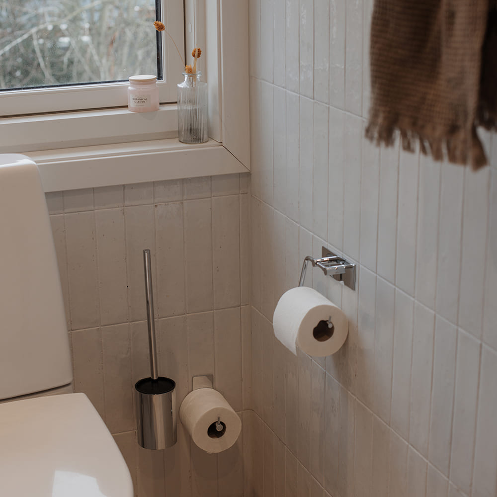 Bathroom Kit Base 210 - Chrome