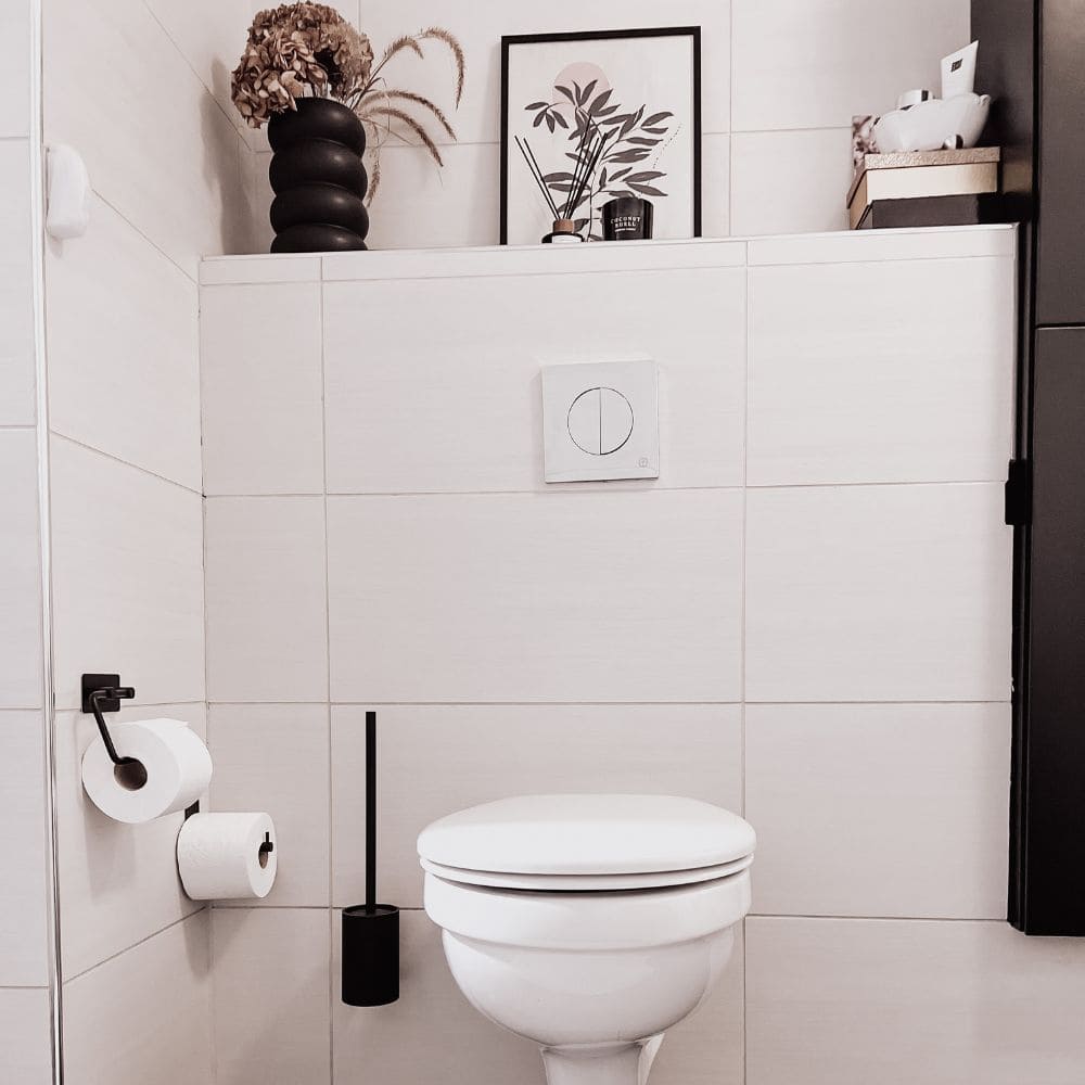 Bathroom Kit Base 220 - Matte Black