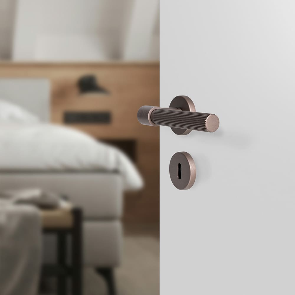 Door Handle Helix 200 Stripe - Dark Bronze