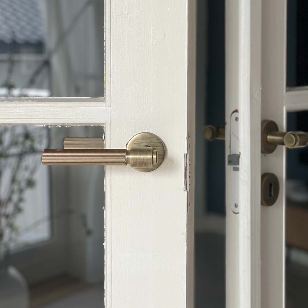 Door Handle Helix 200 Stripe - Antique Bronze