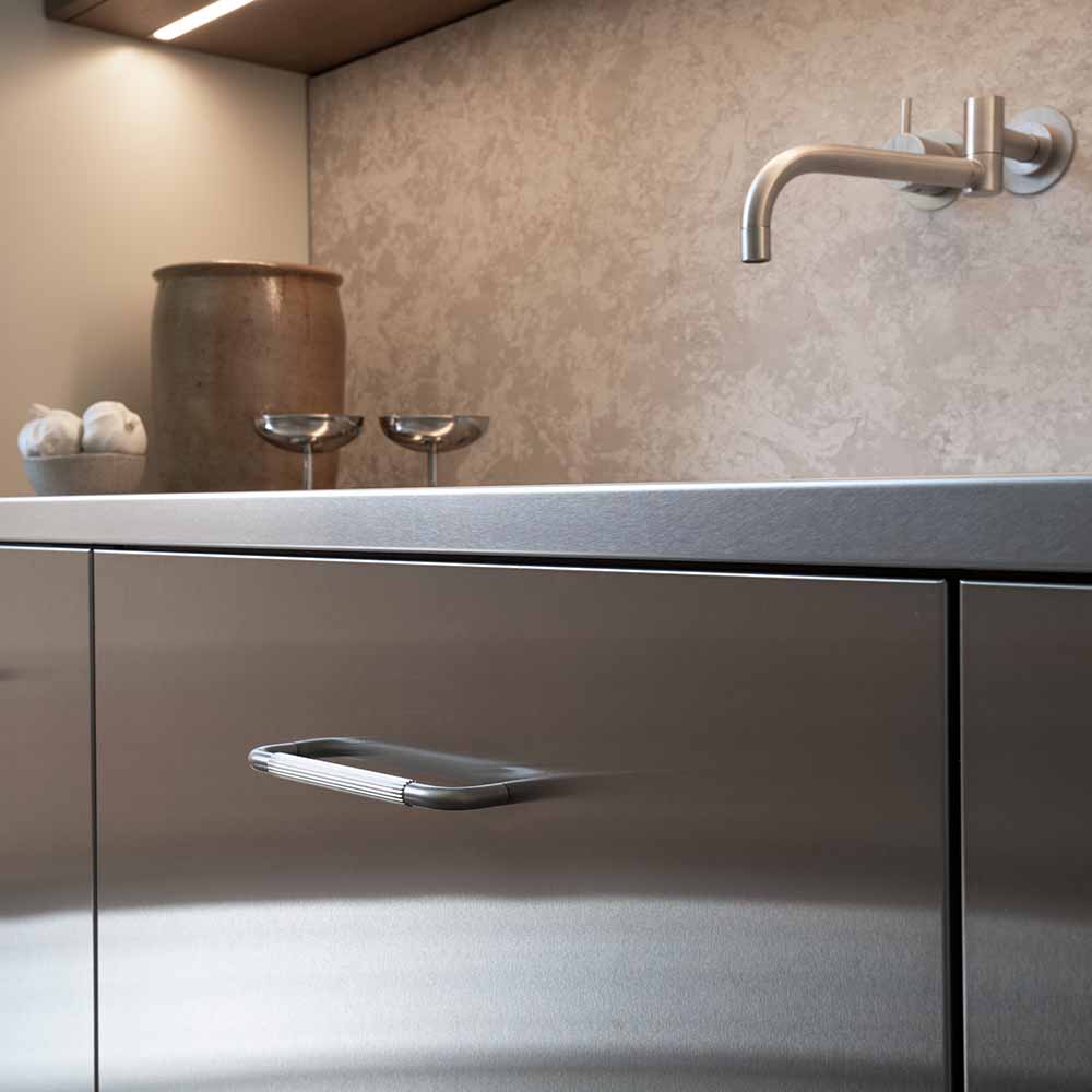 Handle Helix Stripe - Stainless Steel Finish